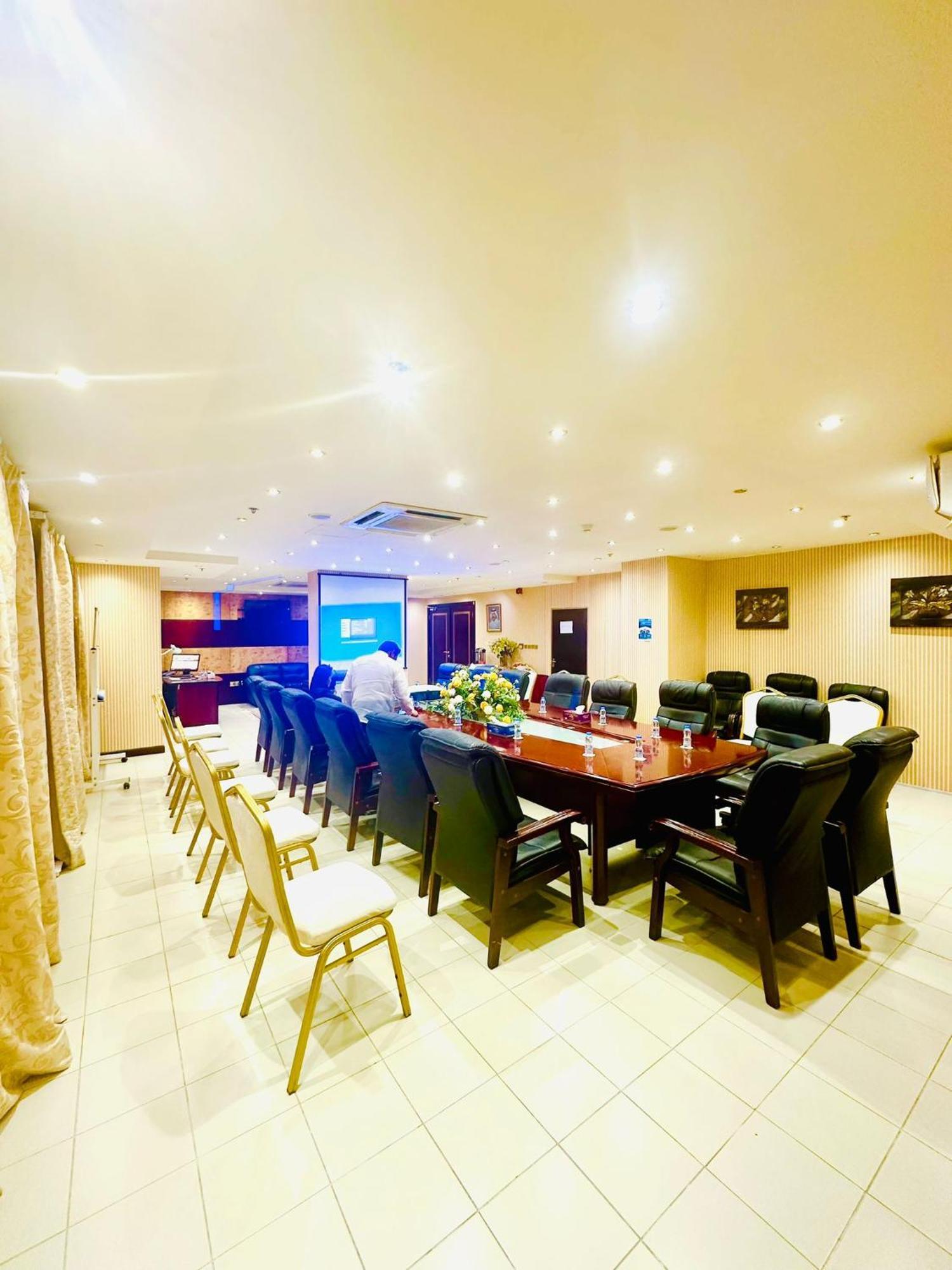 Tourist Hotel Доха Екстер'єр фото